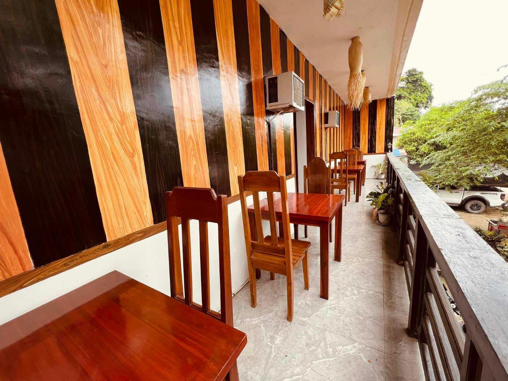 Brenmariel Tourist Inn El Nido Buitenkant foto
