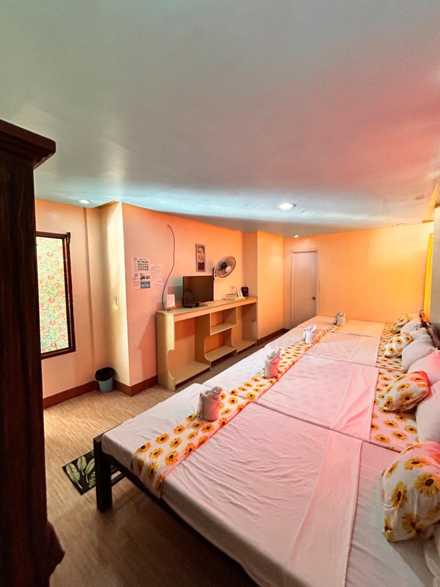 Brenmariel Tourist Inn El Nido Buitenkant foto